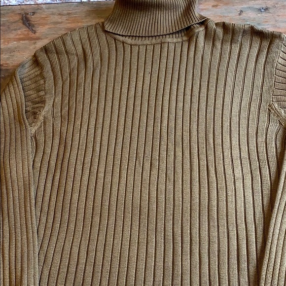 COPY - Sweater - Picture 2 of 2